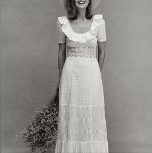 $595 LoveShackFancy Stassie Eyelet Lace Maxi White Bridal Dress Size 2